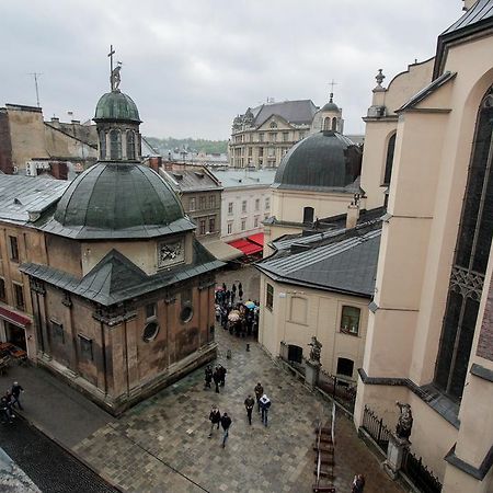 Cathedral Apartment Lviv Buitenkant foto