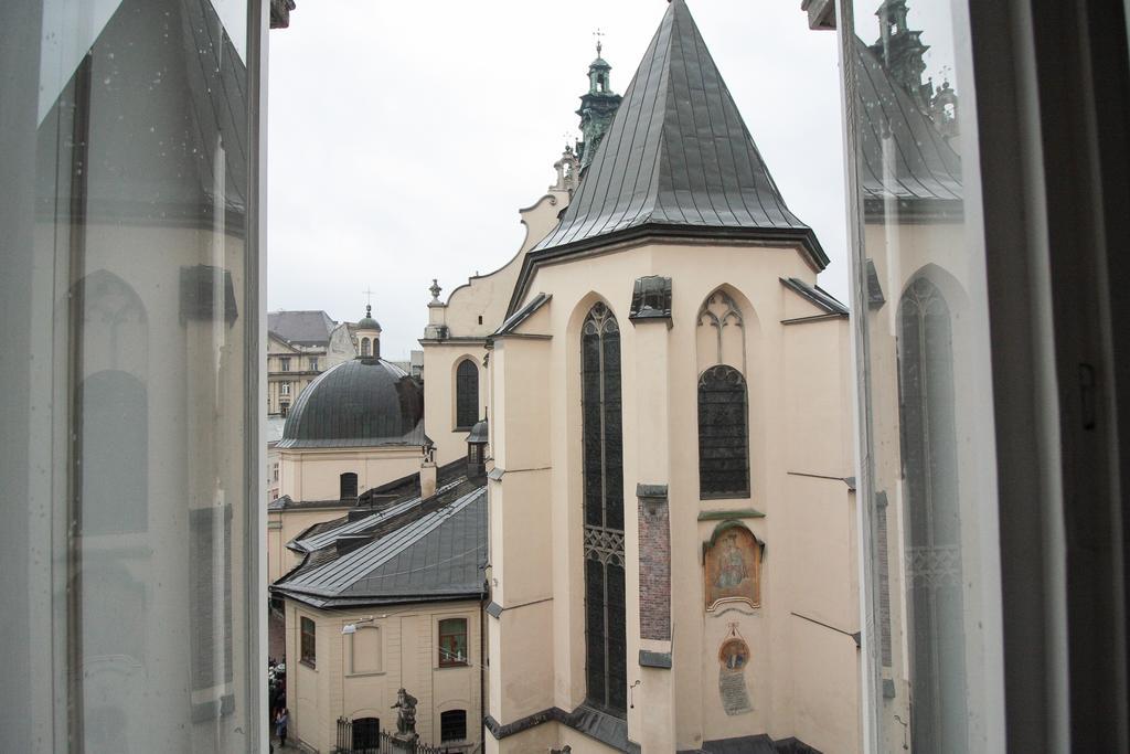 Cathedral Apartment Lviv Buitenkant foto